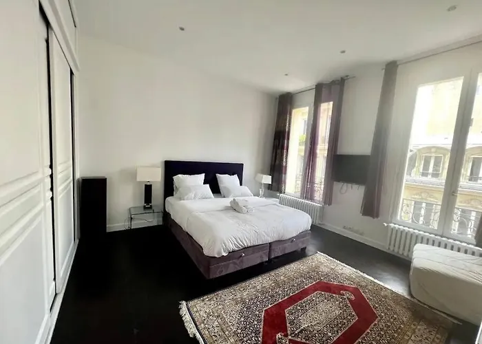 Cosy Modern Ac Flat Apartment